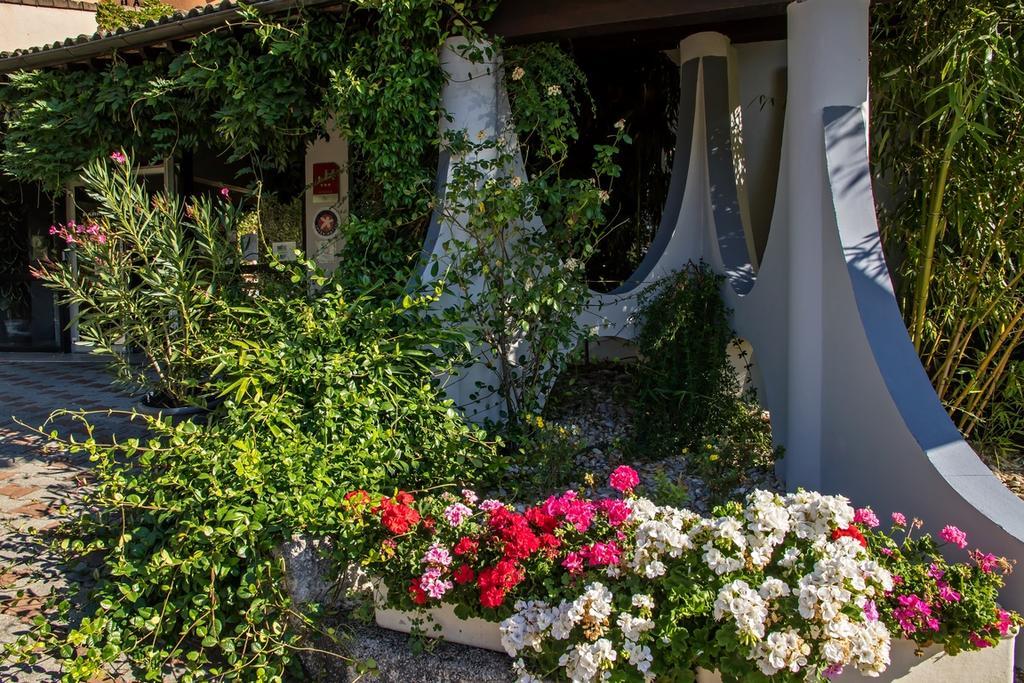 The Originals City, Hotel La Siesta, Annonay Est Davézieux Exteriér fotografie